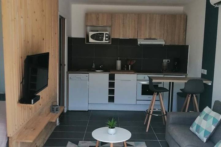 Location de vacances pour 4 personnes, avec Terrasse et Jardin à Bastelica