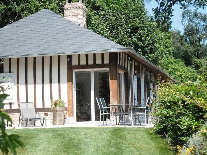 Gîte pour 4 personnes, avec terrasse et jardin, animaux acceptés à Saint-Martin-aux-Buneaux