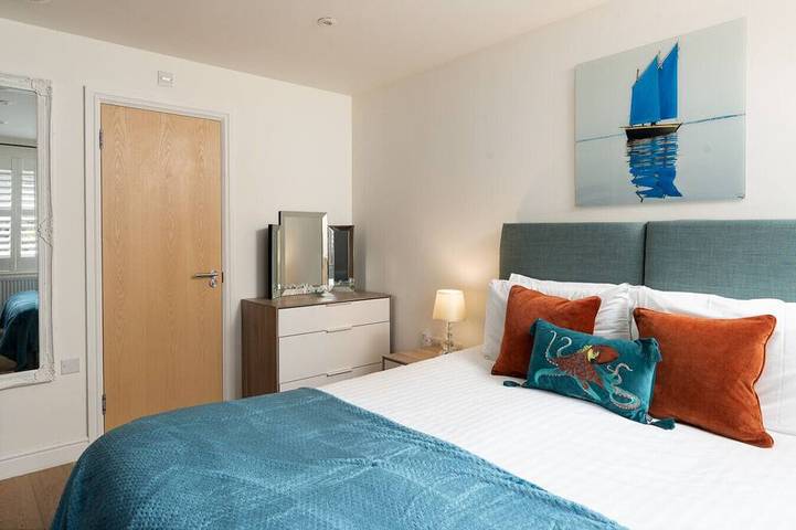 Entire apartment, 3 Bedroom Sea View Modern Apartment in St. Ives, Cornwall