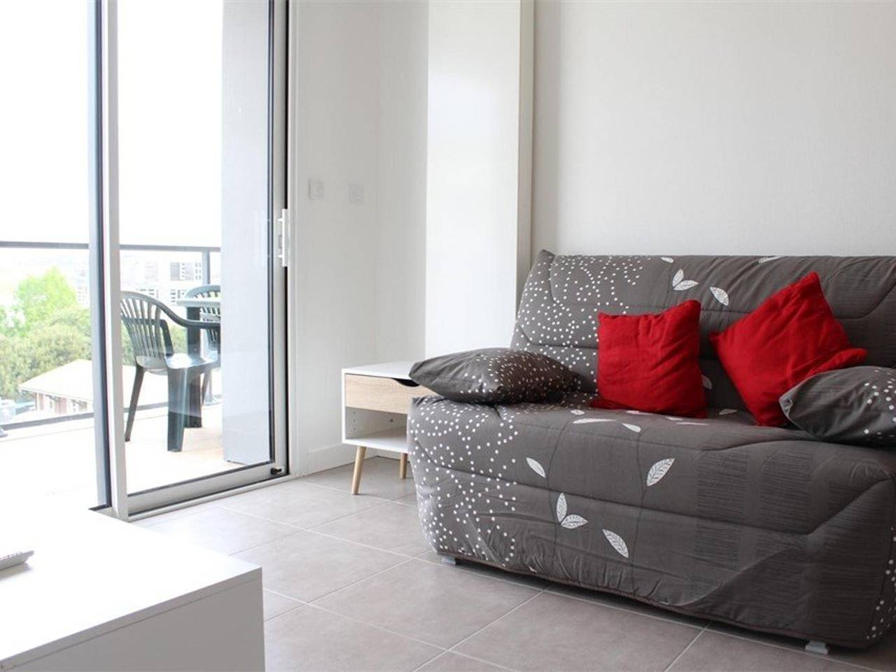 Entire apartment, 2-Bedroom Apt with Balcony La Rochelle in La Rochelle, La Rochelle region