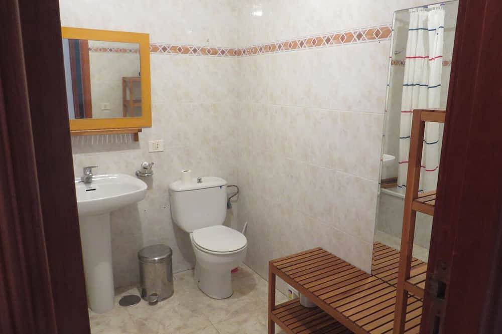 Entire apartment, Nice apartment near the beach of Famara in Famara Beach, Teguise