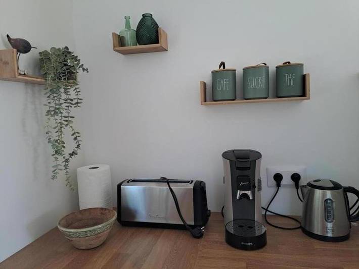 Location de vacances pour 4 personnes, avec terrasse ainsi que piscine et jardin à Saint-Aulaye - 4