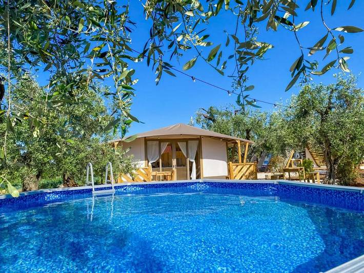 Camping für 5 Personen, mit Ausblick und Garten sowie Pool im Salento