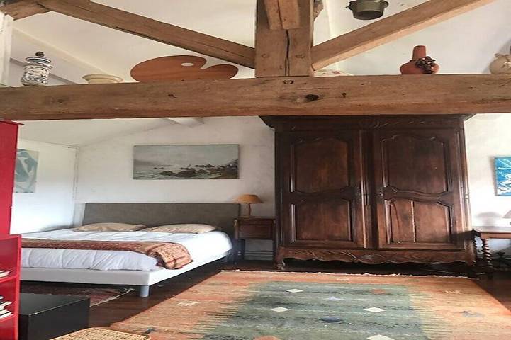 Location de vacances pour 11 personnes, avec jardin et terrasse à Queaux - 3