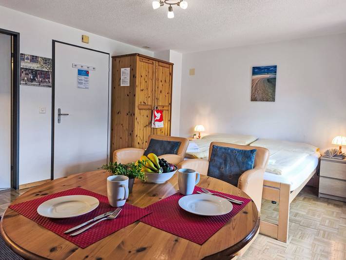 Ferienwohnung für 2 Personen, mit Balkon und Terrasse in Lauterbrunnen - 2