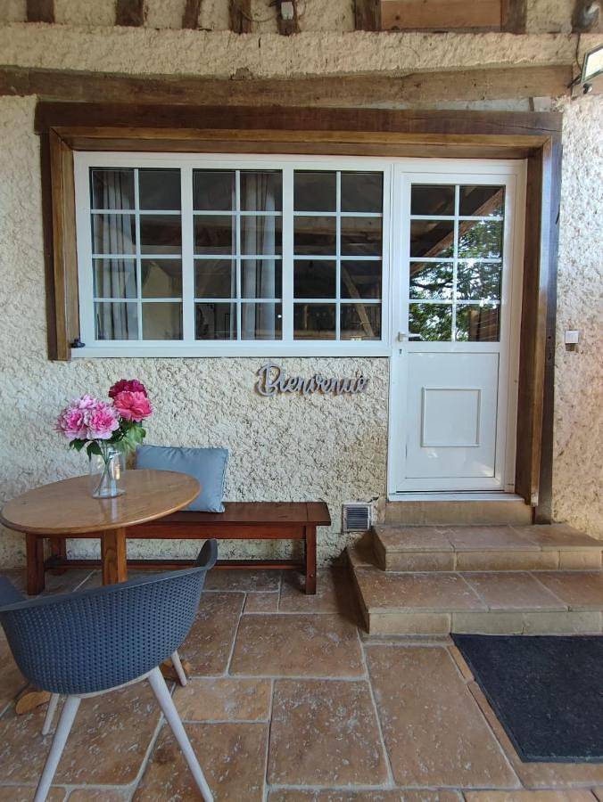Double Room with Terrace in Auriébat, Hautes-Pyrénées