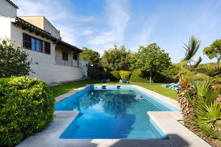 Villa "El Coster de Ca La Paina" with Pool and Mountain View in Pollença Town, Pollença
