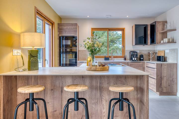 Location de vacances pour 8 personnes, avec sauna et piscine ainsi que jardin et jacuzzi, adapté aux familles à Brem-sur-Mer - 4