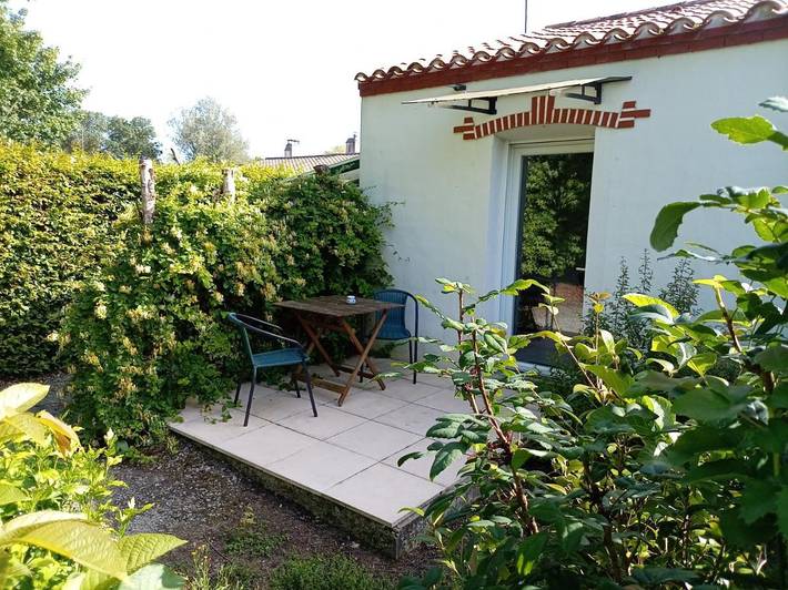 Gîte pour 2 personnes, avec Terrasse et Jardin ainsi que Piscine et Sauna à Challans - 2