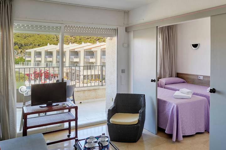 Gîte pour 5 personnes, avec piscine ainsi que vue et balcon, animaux acceptés à L'Estartit - 2