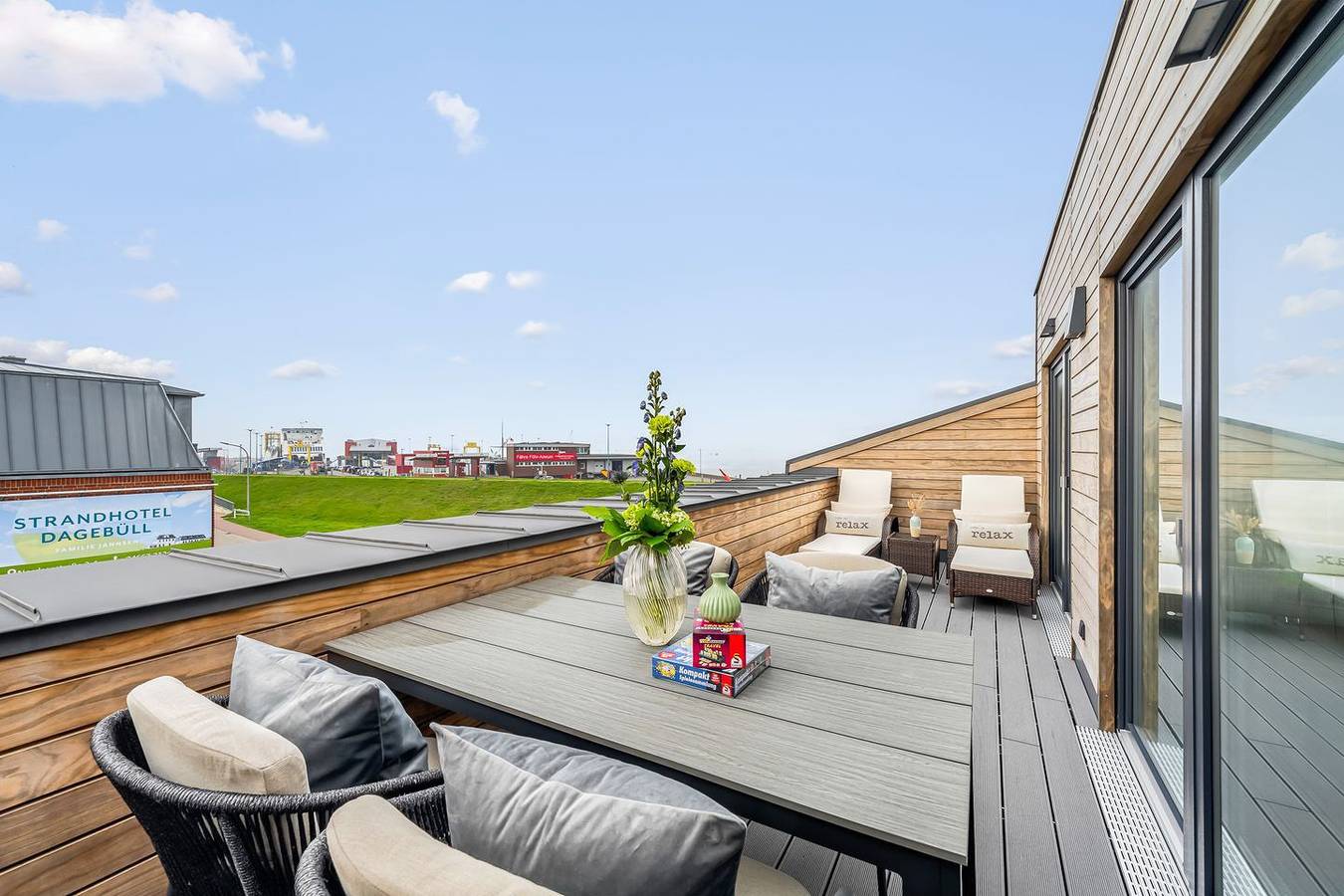 Ganze Wohnung, The View G03 Wyk - Meerblick, Dachterrasse, Gartenmöbel, 2. Og, Pkw-Parkplatz in Badestrand Dagebüll, Dagebüll
