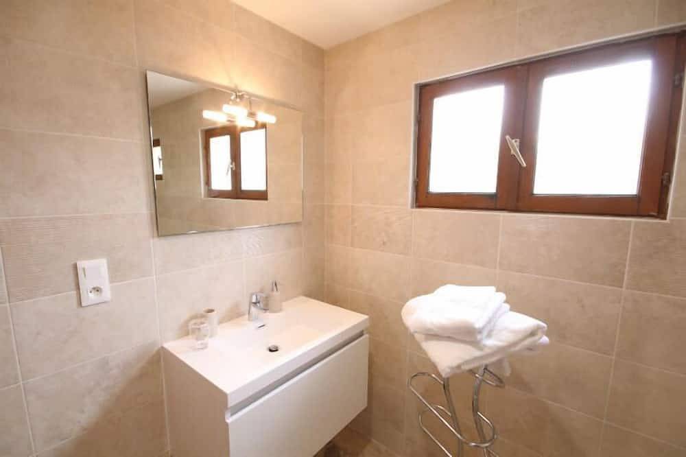 Relaxing stay in the heart of the vineyards-6 pers in Les Verchers-sur-Layon, Loire-Tal