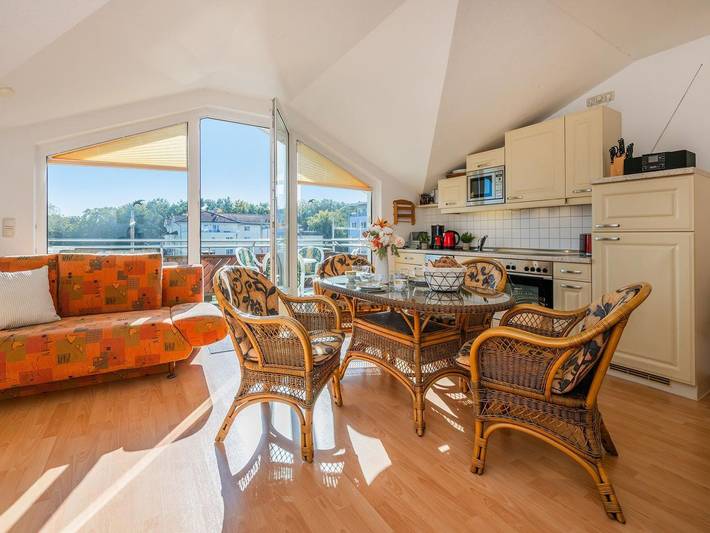 Ganze Ferienwohnung, Düneneck 32 - Düneneck 32 - gemütliches Ein-Raum-Domizil mit Balkon in Seebad Zempin, Zempin