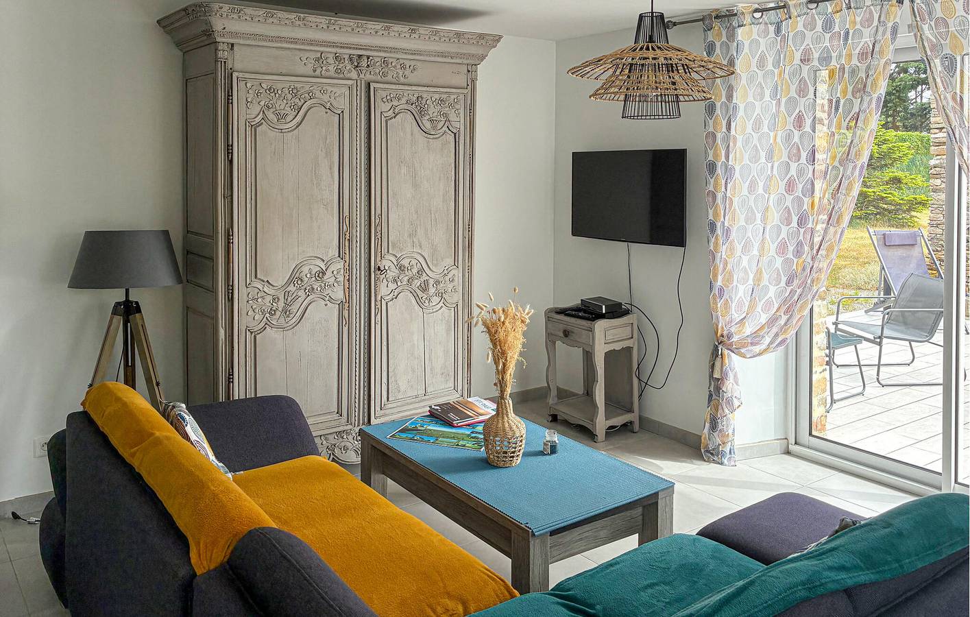 Acogedor apartamento de 2 dormitorios cerca de la costa y del centro de la ciudad, con jardín y wifi in Saint-Germain-sur-Ay, Coutances y alrededores