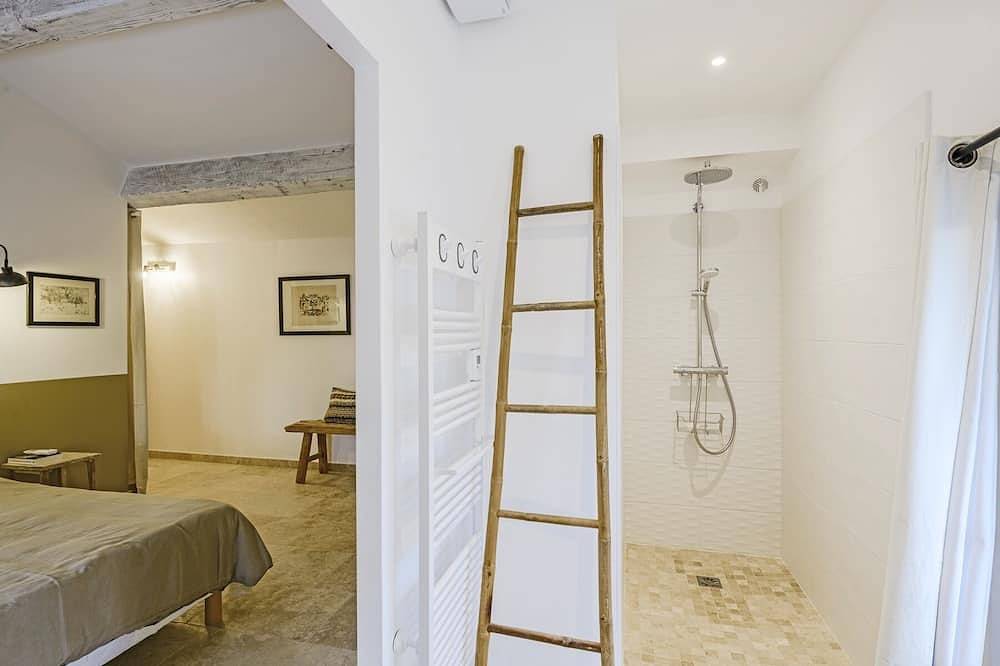 Ferienhaus-Stadt-Eigenes Badezimmer in Maussane-les-Alpilles, Arles und Umgebung
