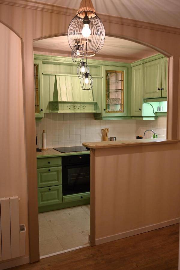 Ganze Wohnung, One-Bedroom Apartment in Fontainebleau, Seine-et-Marne