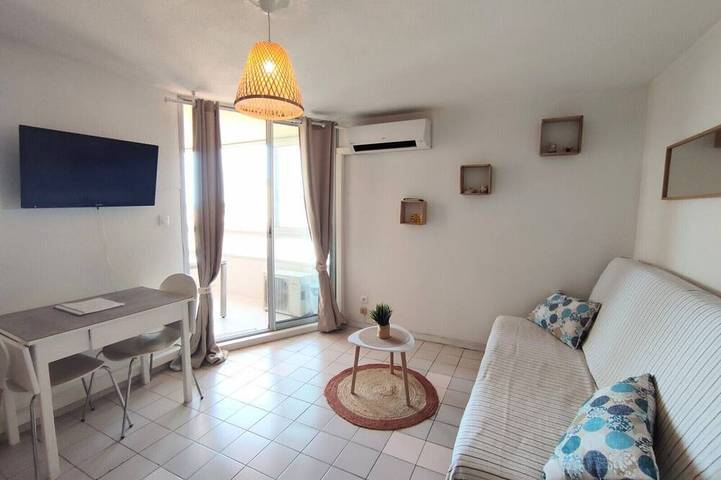 Gîte pour 3 personnes, avec Jacuzzi dans Office De Tourisme De Valras Plage - 4