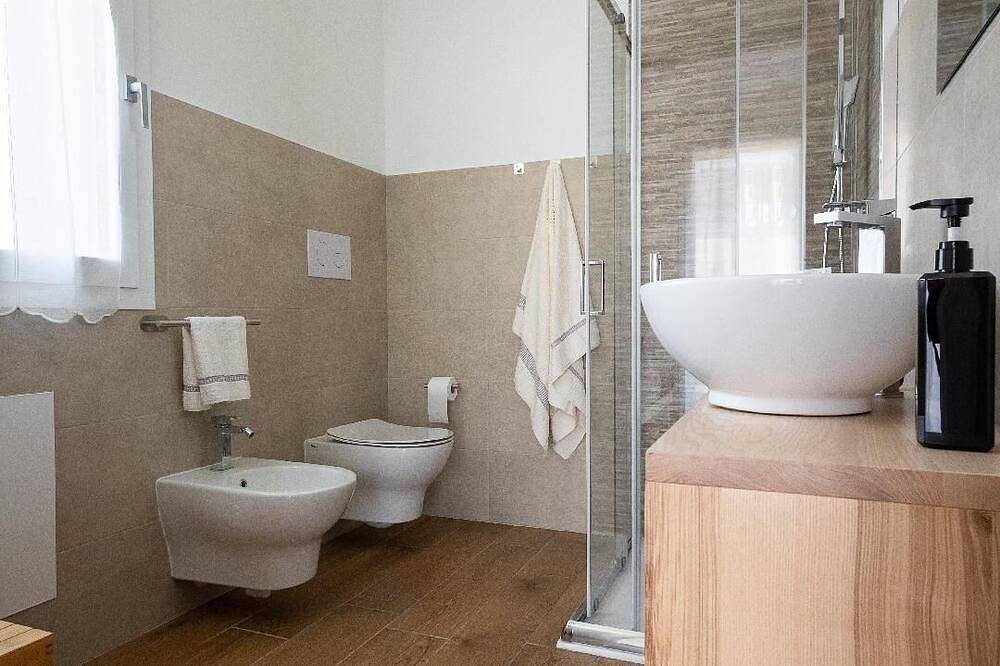 B&B Bagni Di Sole Tranquill0 Immersed In The Brenta Park With Parking in Campo San Martino, Padua Province