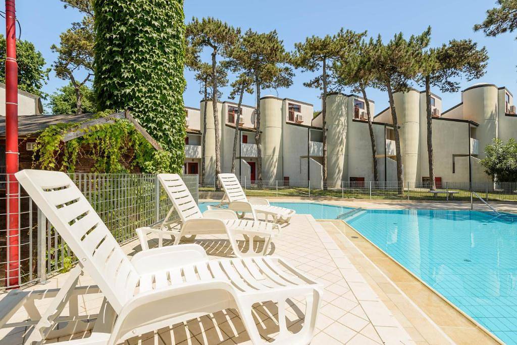Maison de vacances pour 9 personnes avec balcon in Lignano Sabbiadoro, Province d'Udine