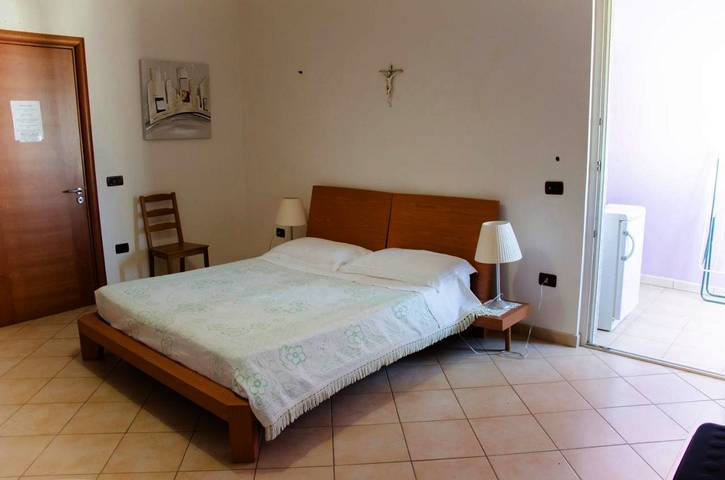 Location de vacances pour 3 personnes, avec vue et balcon à Martano - 2