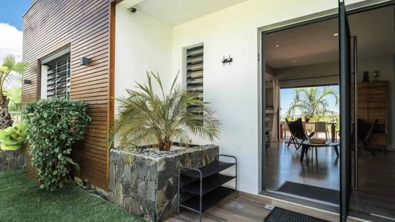 Ganze Ferienwohnung, Ferienwohnung für 6 Personen (220 m²) in Goyave, Guadeloupe