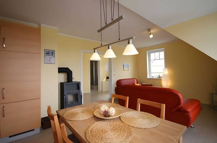 Ferienwohnung für 4 Personen, mit Sauna und Balkon in Börgerende-Rethwisch - 2