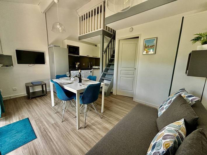 Location de vacances pour 6 personnes, avec terrasse et piscine dans Plage de l'Anglade - 2