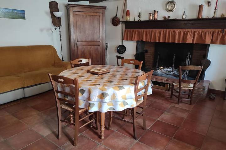 Location de vacances pour 4 personnes dans Ardengost