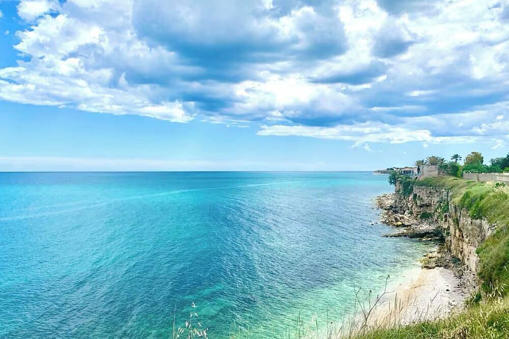 Villa with private access to the sea in Trani, Barletta-Andria-Trani