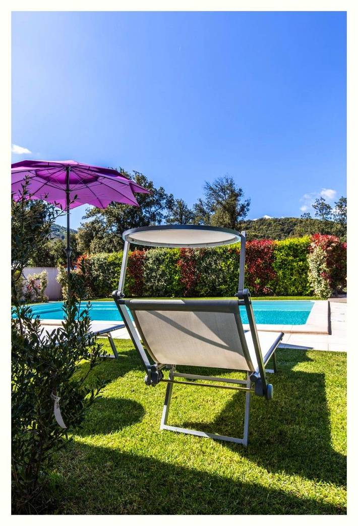 Location de vacances pour 6 personnes, avec piscine ainsi que jardin et jacuzzi à Cauro - 4