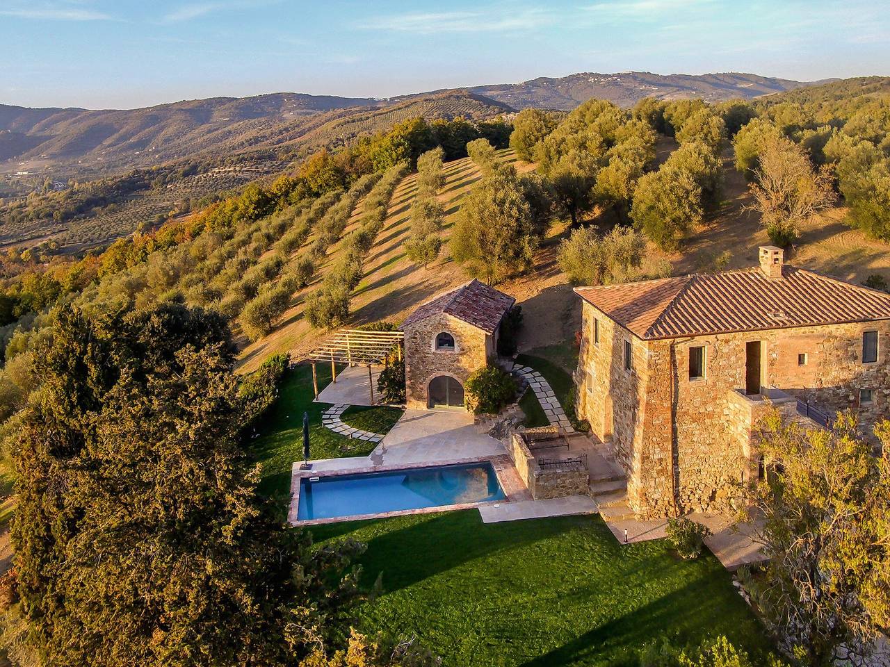 Villa per 10 Persone in Magione, Lago Trasimeno
