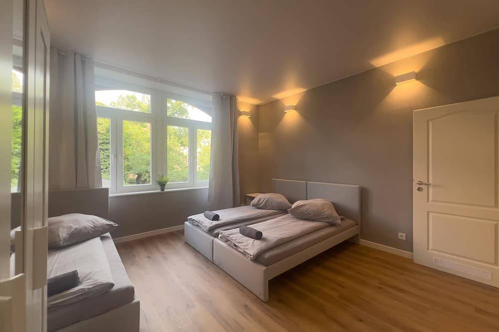 Appartement entier, New 2-bedroom apartment with a kitchen in Offenbach-sur-le-Main, Offenbach