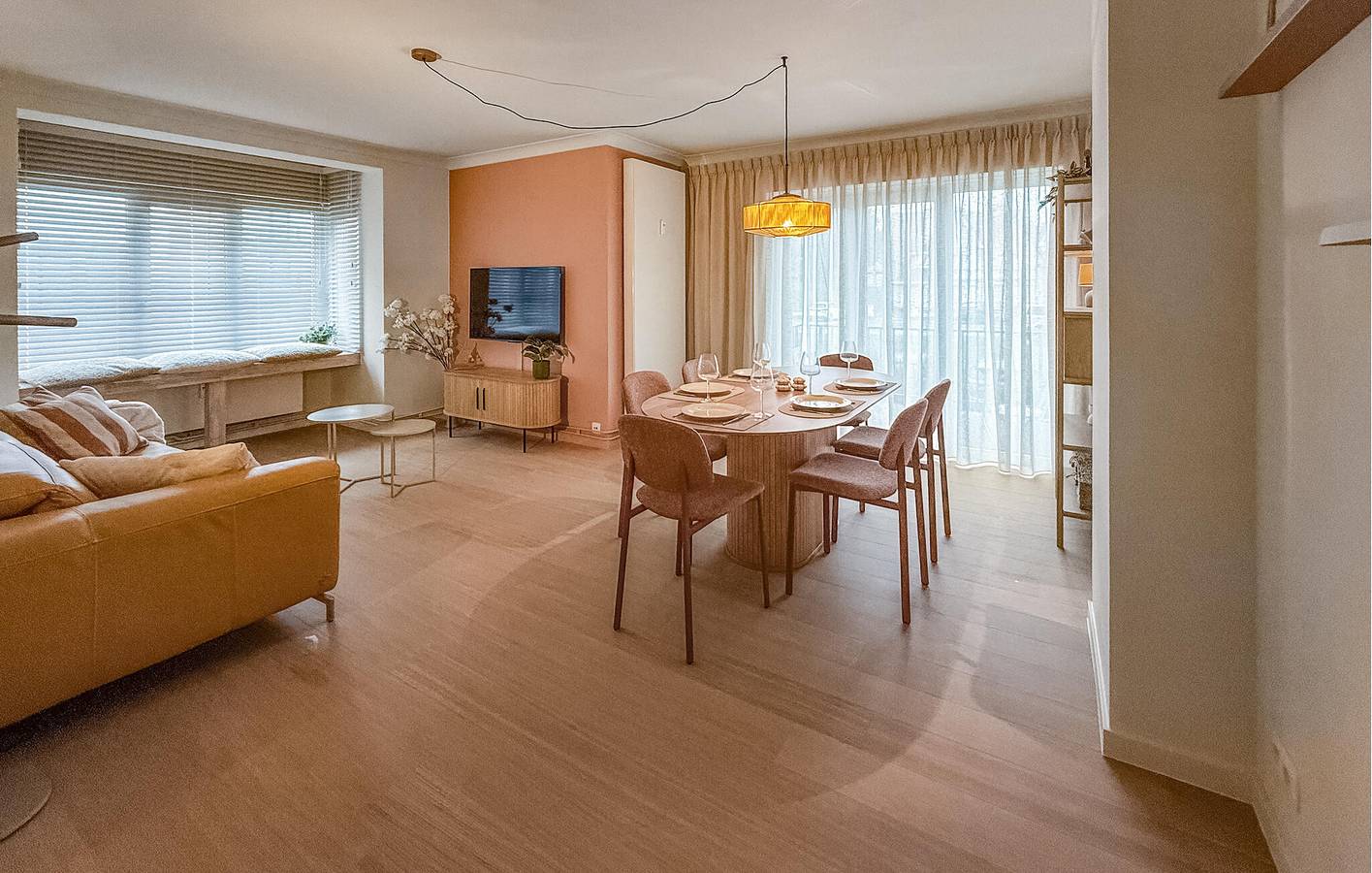 Geheel vakantieappartement, Vakantieappartement voor 5 personen met terras in De Haan, Belgische Kust