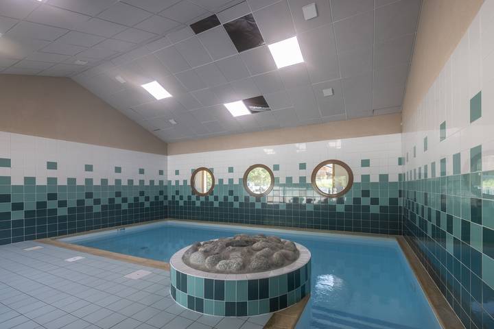 Studio entier, Studio « Le Grand Tetras A3 » avec vue montagne, piscine partagée et Wi-Fi in Samoëns, Région de Bonneville