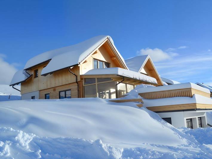 Chalet für 10 Personen, mit Garten und Terrasse sowie Sauna am Falkertsee