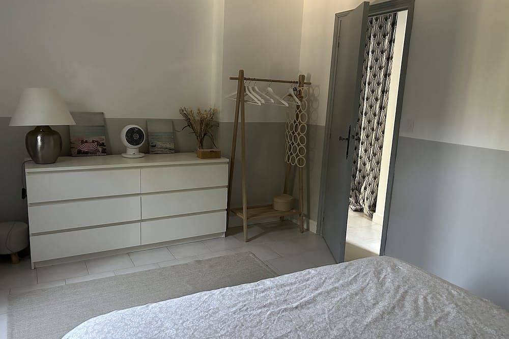 Appartement entier, Sous l’olivier 2 in Roquefort-les-Pins, Côte méditerranéenne (France)