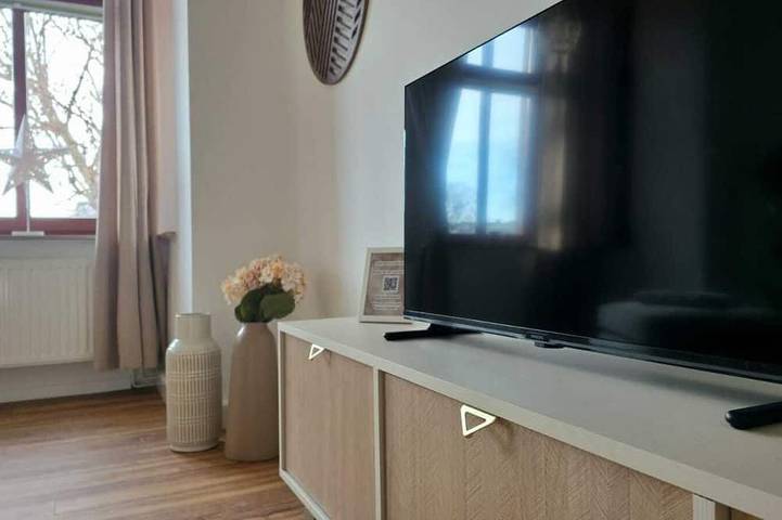 Ganze Wohnung, Cream & Cozy Apartment - Zentral 62 m² Boxspringbetten WLAN Kaffee TV in Magdeburg, Elbe-Börde-Heide