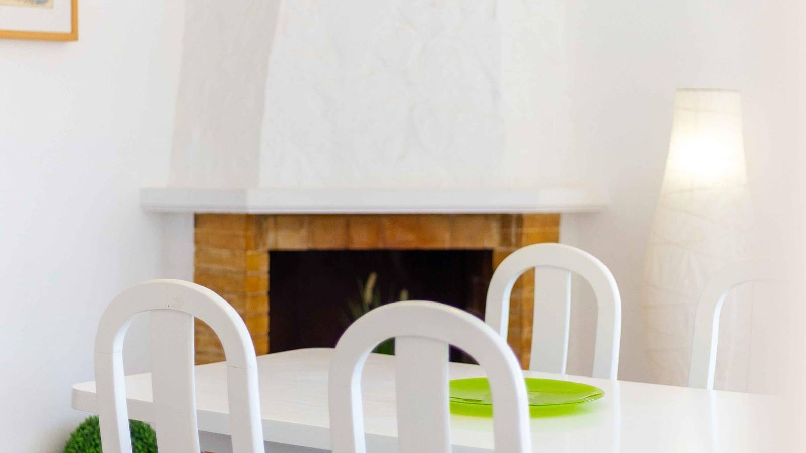 Tulipa Blanca - Beautiful Mediterranean-style house by the sea. in Playa Son Serra de Marina, Santa Margalida