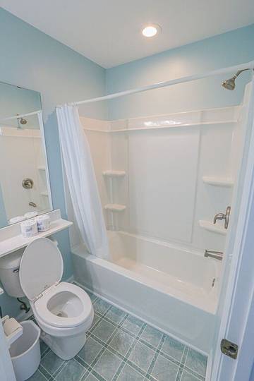 Vacation House for 10 Guests in Holden Beach, Brunswick County, Picture 3