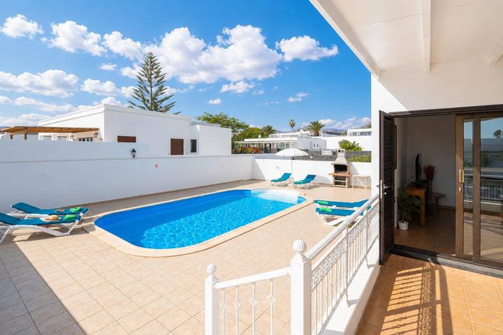 Villa für 6 Personen mit Garten in Puerto Calero, Yaiza