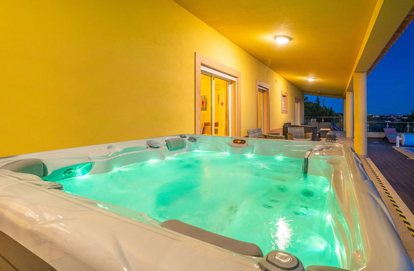 Villa Golden Bay in Lagoa, Faro Distrikt