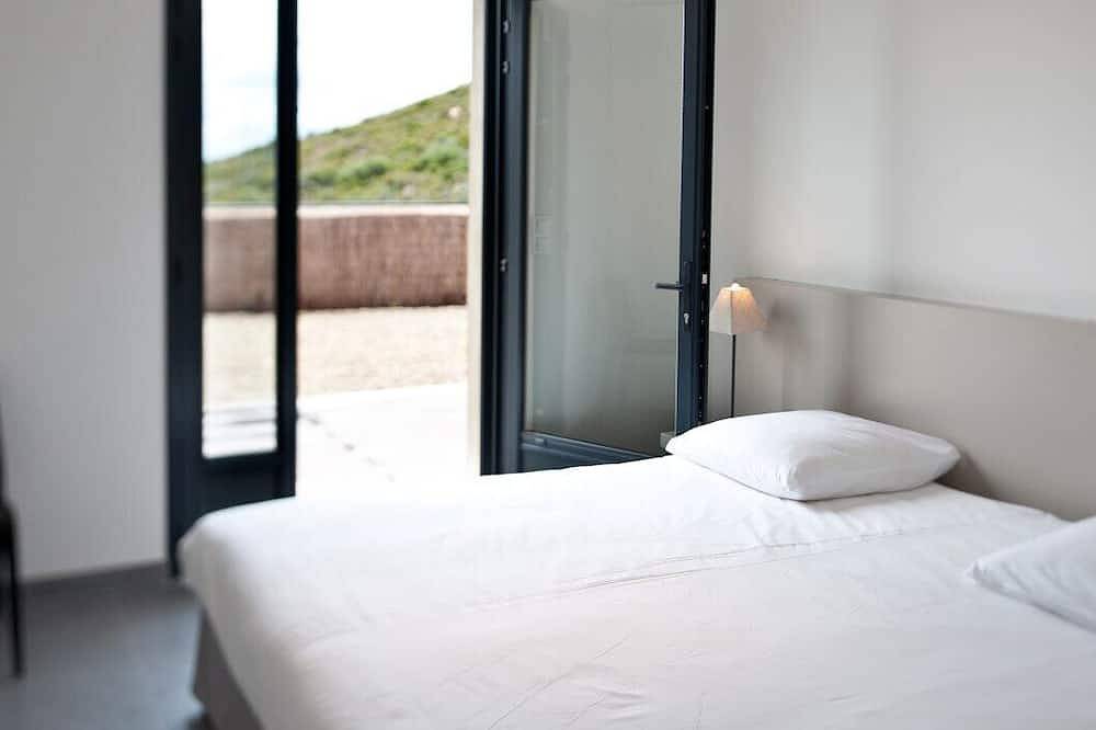 Villa, Exceptional Location And View-Private Heated Pool in Sagone, Coggia