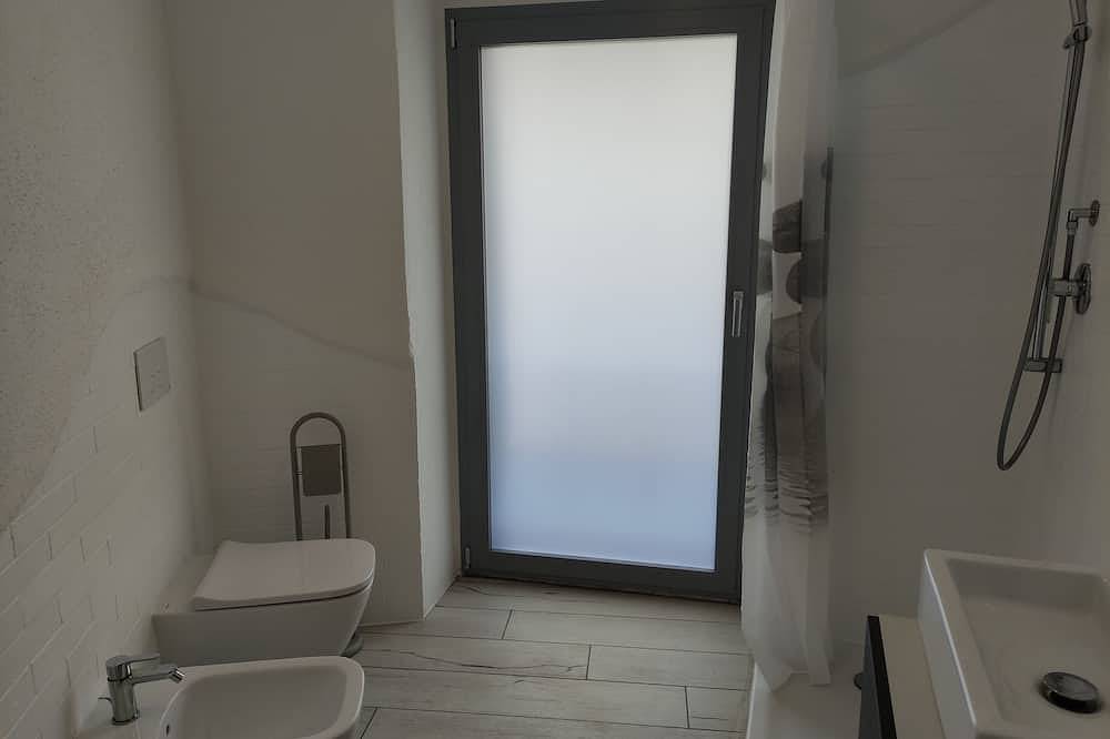 Ganze Wohnung, Deluxe room (2 adults + 1 child) in Badolato, Catanzaro Provinz