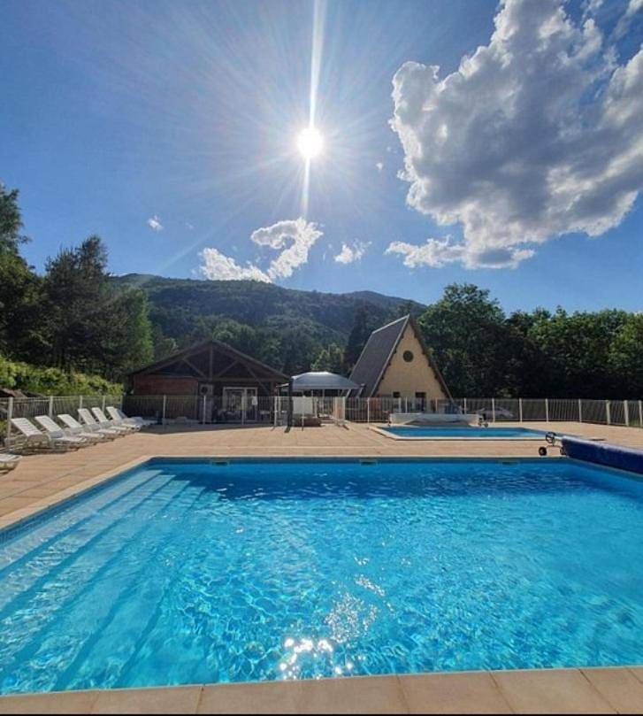 Three-Bedroom House in La Bréole, Région de Barcelonnette