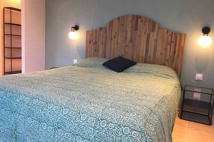 Location de vacances pour 8 personnes, avec jardin à Aubussargues - 3