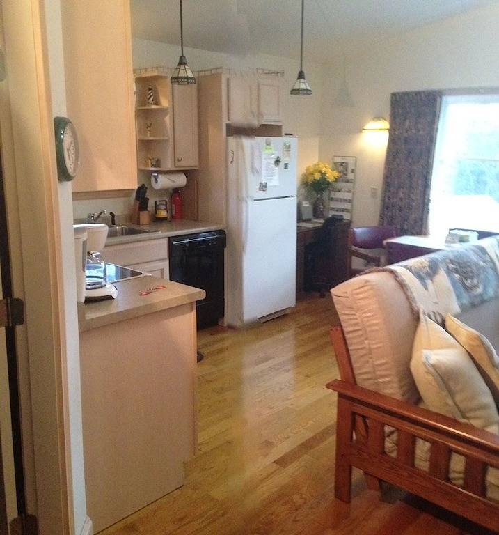 Ganze Wohnung, Immaculate Hummingbird Suite - 1,6 km vom Acadia National Park entfernt in Acadia Nationalpark