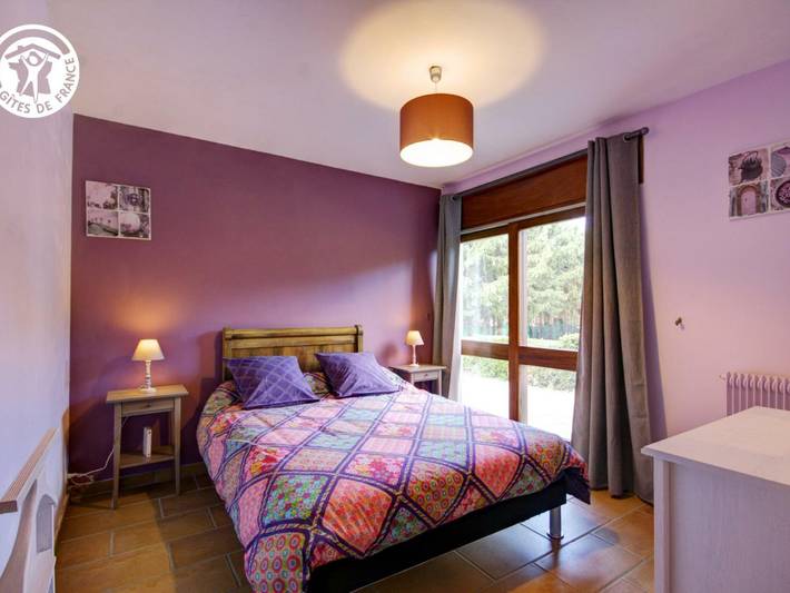 Gîte pour 14 personnes, avec terrasse et jardin dans la Loire - 4
