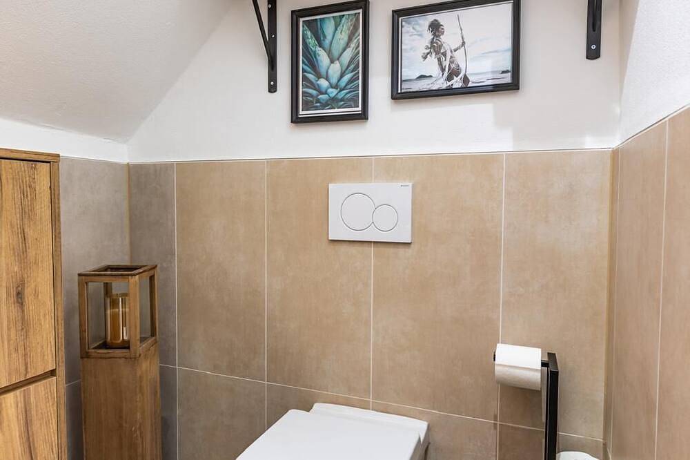 Ganze Wohnung, Premium Suite - Waldblick - Balkon - Schwarzwald in Bühl, Mittlerer Schwarzwald