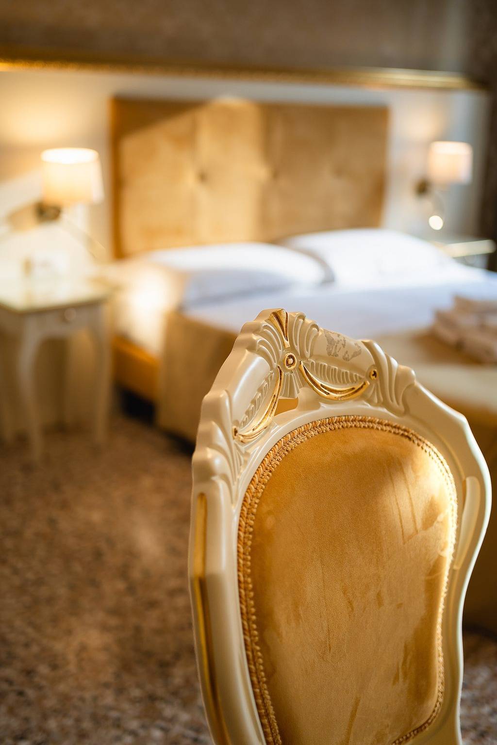 Guest House 'Hotel Walter' with Wi-Fi and Air Conditioning in Venice, Venice Province