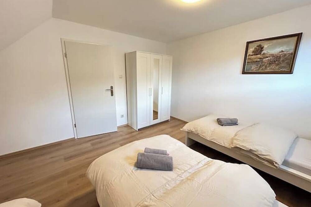 Ganze Wohnung, Javu Restaurant & Fewo in Iserlohn, Märkischer Kreis